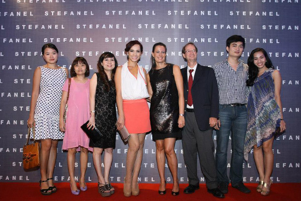 Launching Stefanel Fashion - New World