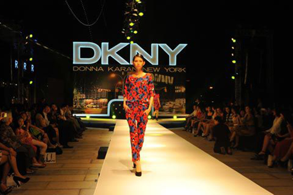 DKNY | Fashion Show | Crescent Mall