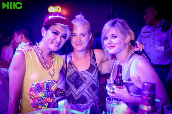 Budweiser - Special Quest DJ - Apocalypse Club Saigon