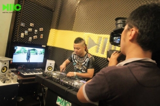 HTV - Interview Shooting - DMC Saigon Studio