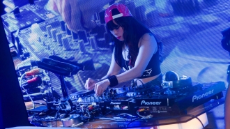 MISS DJ 2015 - VONG SO TUYEN 2/7 - ONE PLUS