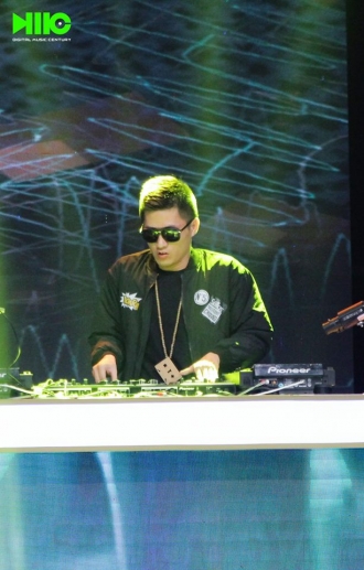 Tài Năng  DJ - Ngẫu hứng cùng rapper DMC Saigon