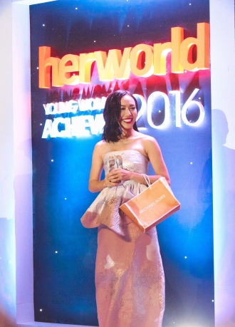 Her world young woman achiever 2016 -2