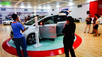 Kia Motors - Ra Mắt KIA Rondo 1 - NVH Thanh Niên