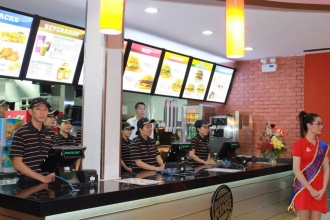 Khai Trương Burger King | 26 Phạm Hồng Thái