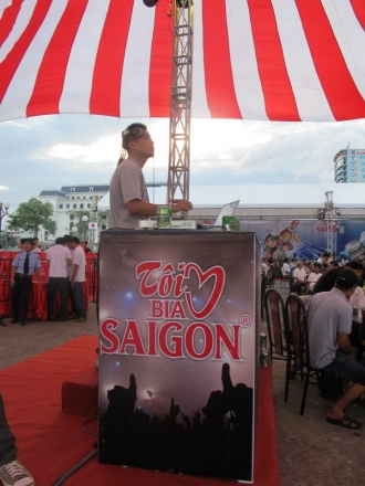 Bia Sài Gòn - Happy Weekend Tôi <3 Bia Sài Gòn - Đà Nẵng