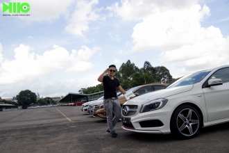 Mercedes-Benz - Meeting - Showroom Quang Trung